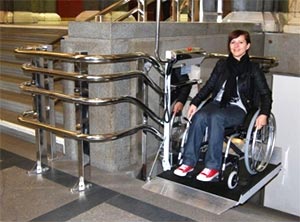 лестничный подъемник для инвалидов